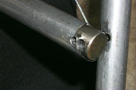 photo of the broken rear tube of the crossbrace